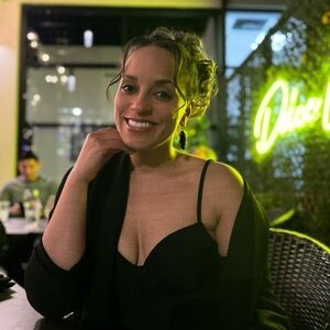 Meet your Posher, Taylar